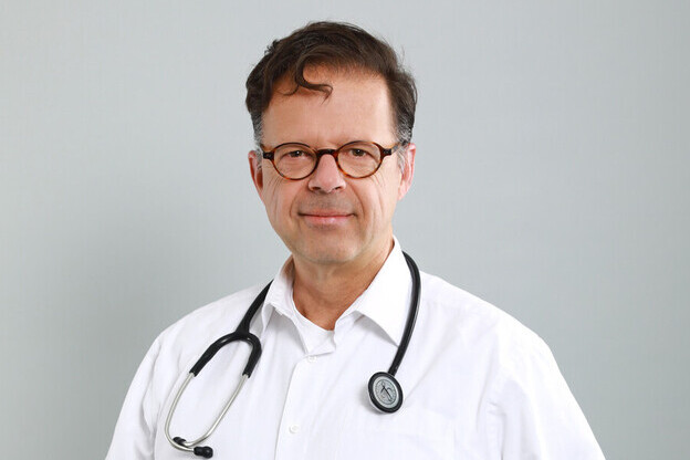 Dr Frank Krimphove